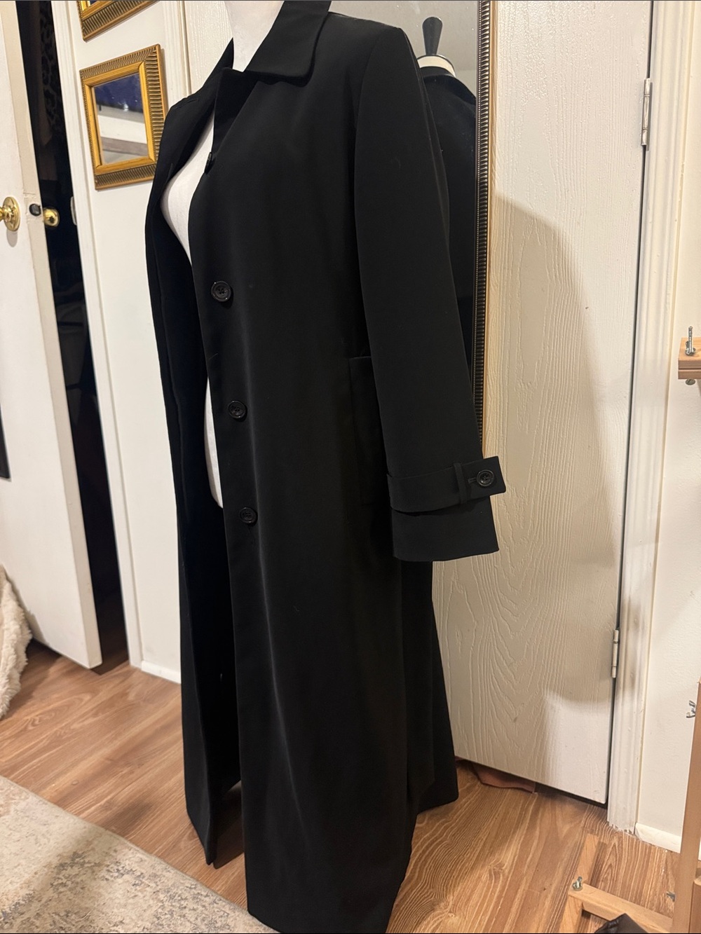 Vintage Utex Design Womens petite Black trench Belted Overcoat Button Collared 4